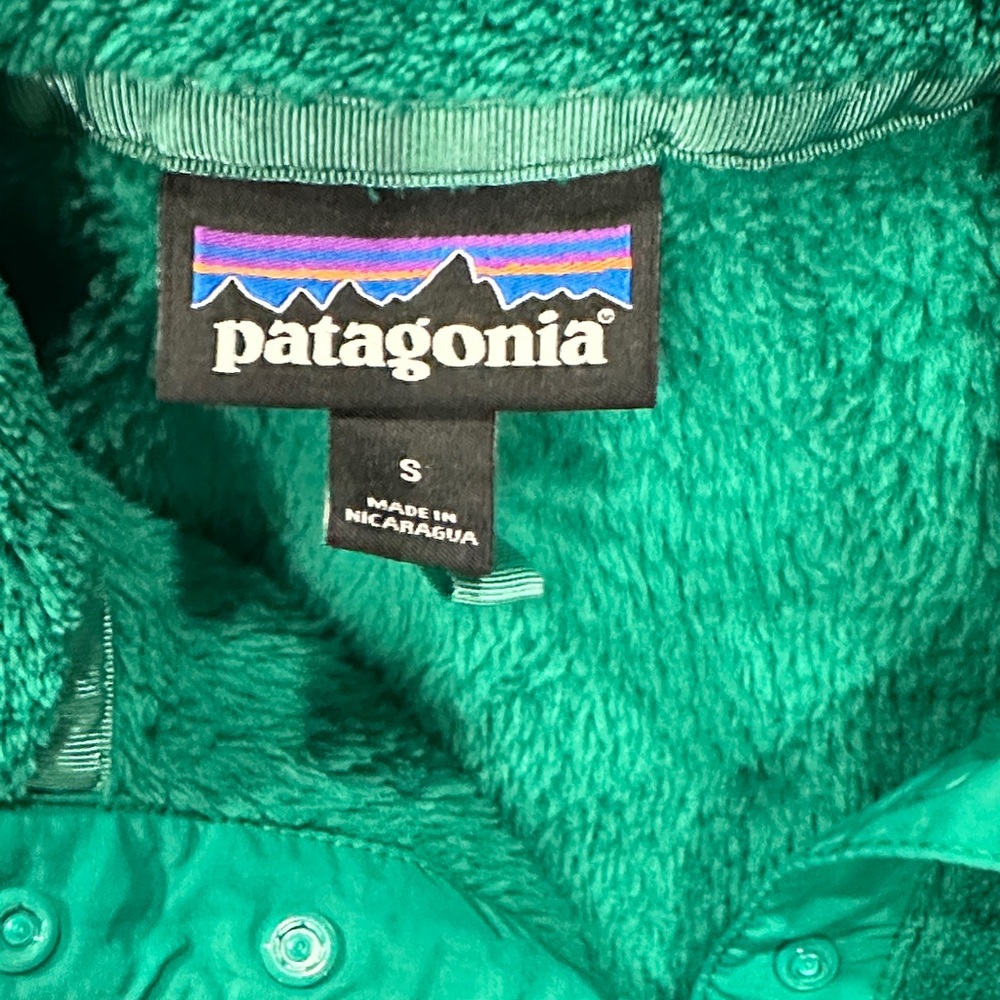 Patagonia re-tool pullover - Picture 2 of 4
